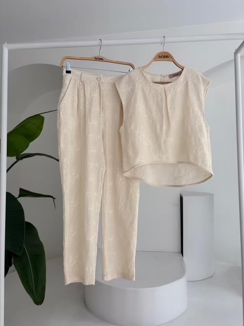 Embroidered Suit Creme