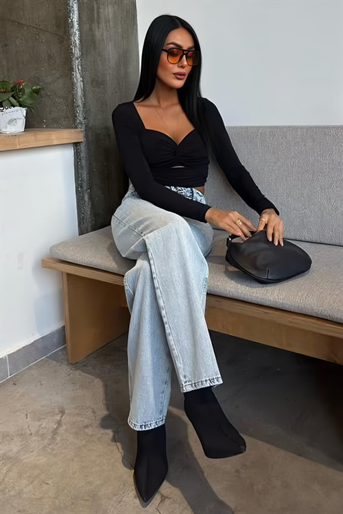 Straight Jeans with Stones