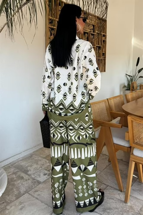 Summer Set Khaki
